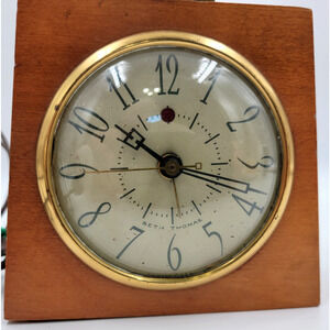 SETH THOMAS Cathay Plug In Electric Alarm Clock 1950's Model #E924-000 Works